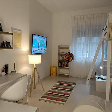 10 Minutes Duomo Beautiful Apartment Mailand Exterior foto